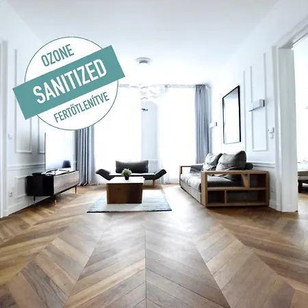 Luxury By Hi5 - Szervita Lägenhet Budapest