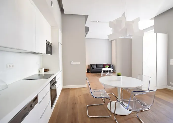 Luxury By Hi5 - Szervita Appartement *